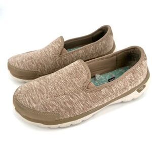 Danskin Now Women's Slip-on Memory Foam Athletic Shoes Flats Size 9 Tan Comfort